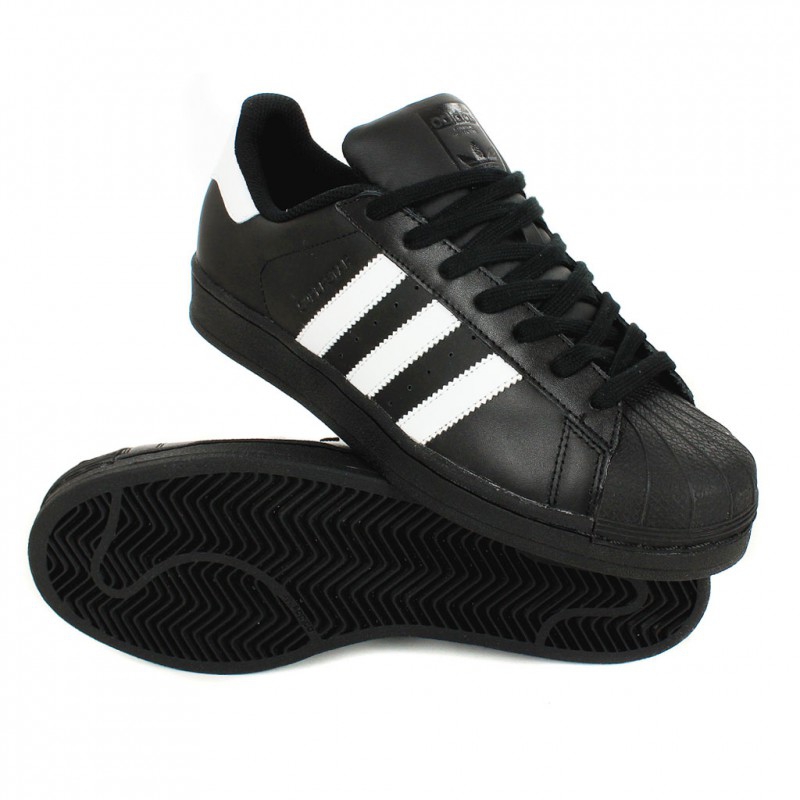 adidas superstar nere scontate