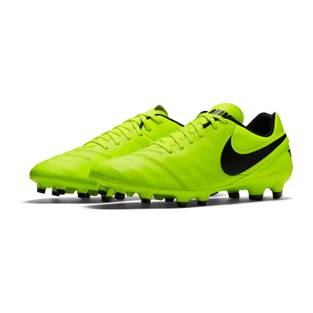 nike tiempo genio ii