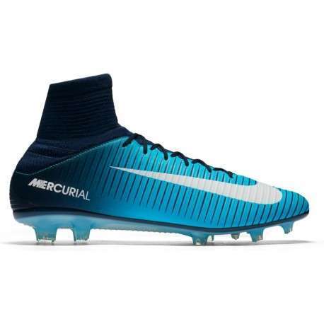 nike mercurial veloce