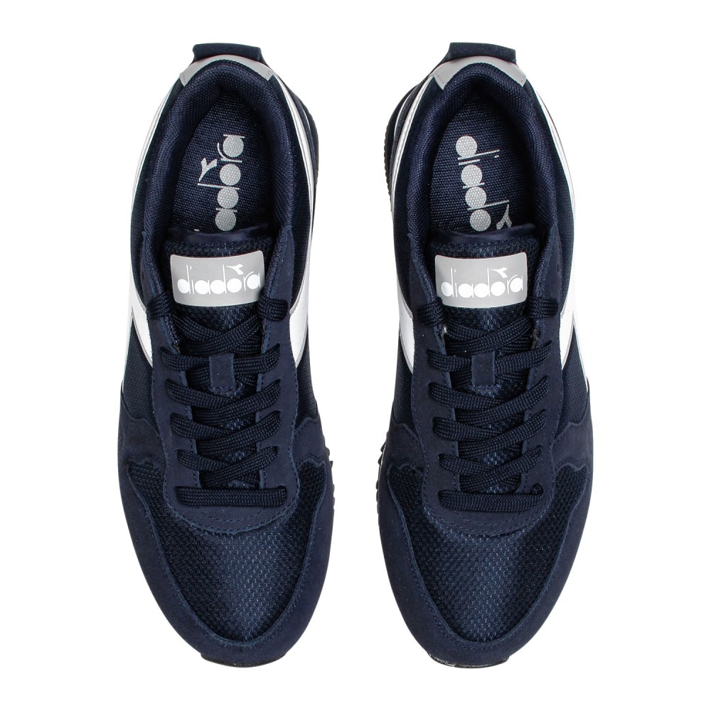 diadora con scritte